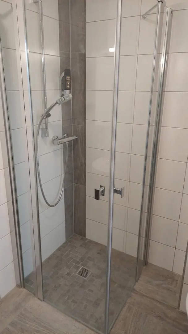 Pension Gasthof und Hotel Roter Hirsch