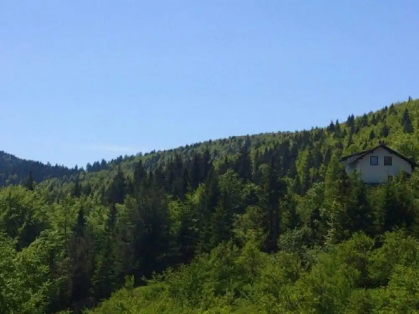 Secluded Holiday Home with Hot Tub in Kozji Vrh