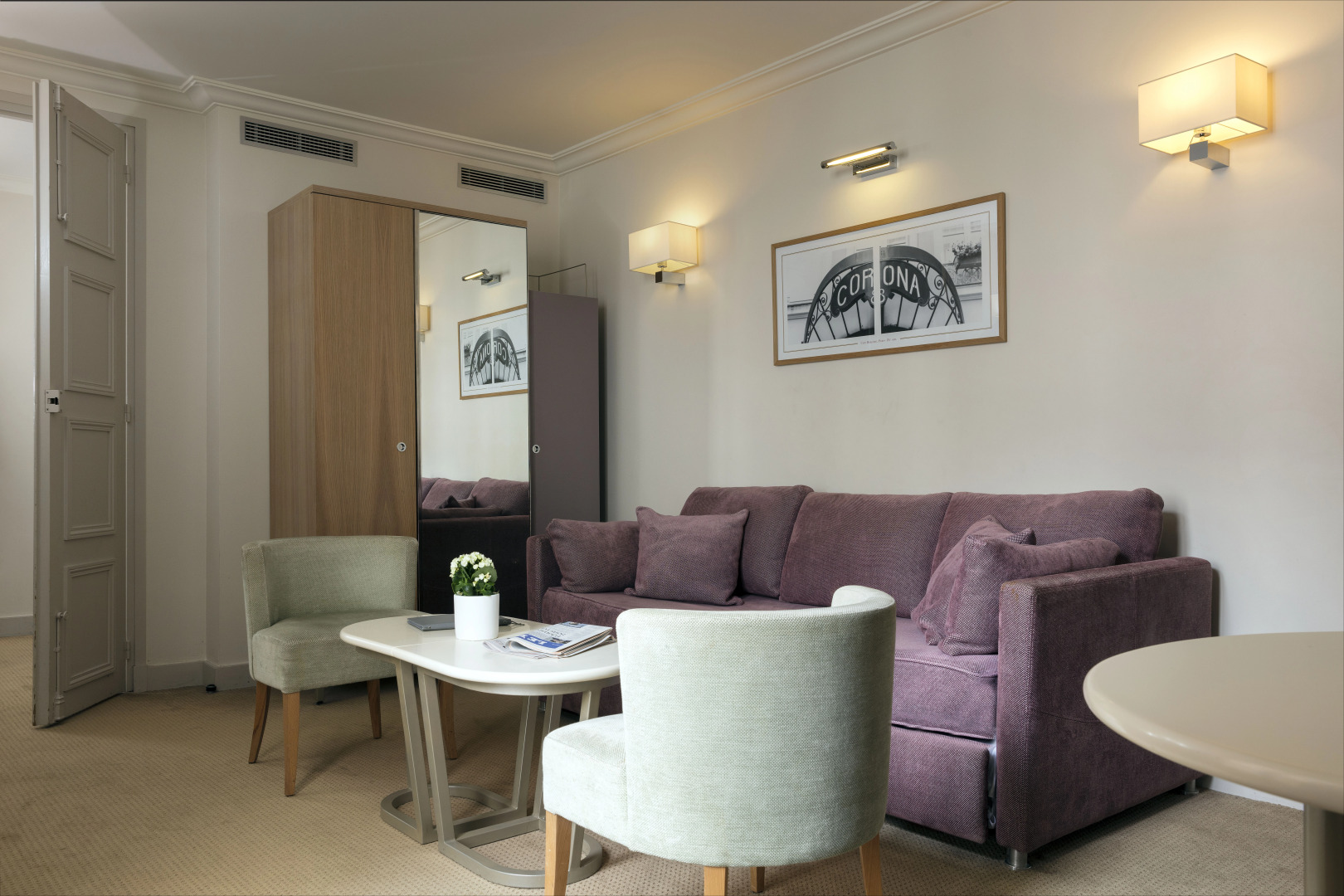 Отель Leonardo Boutique Opera