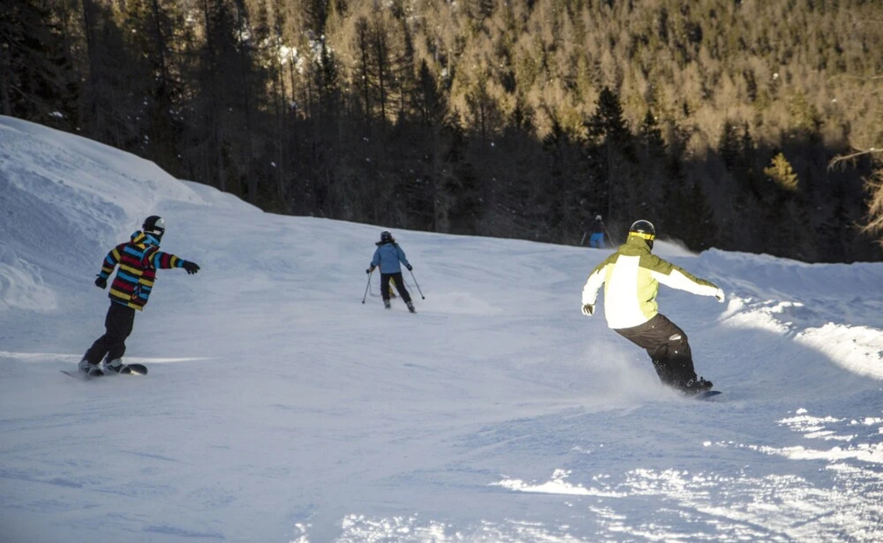 Perarolo Halldis Apartments