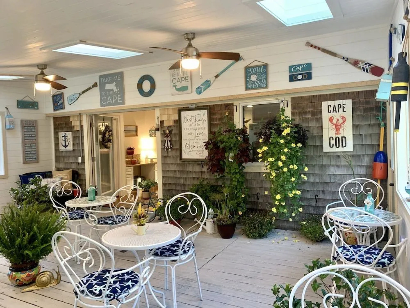 Eagle Wing Inn - Cape Cod