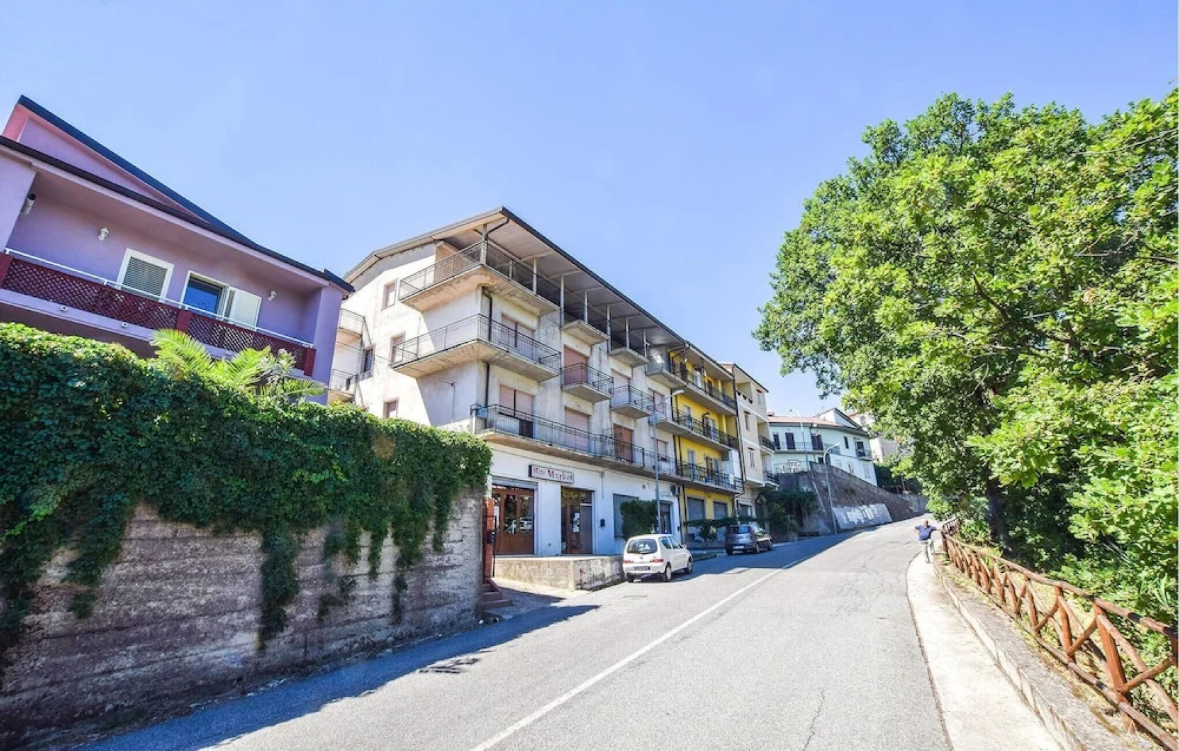 Beautiful Apartment in Montepaone With 3 Bedrooms