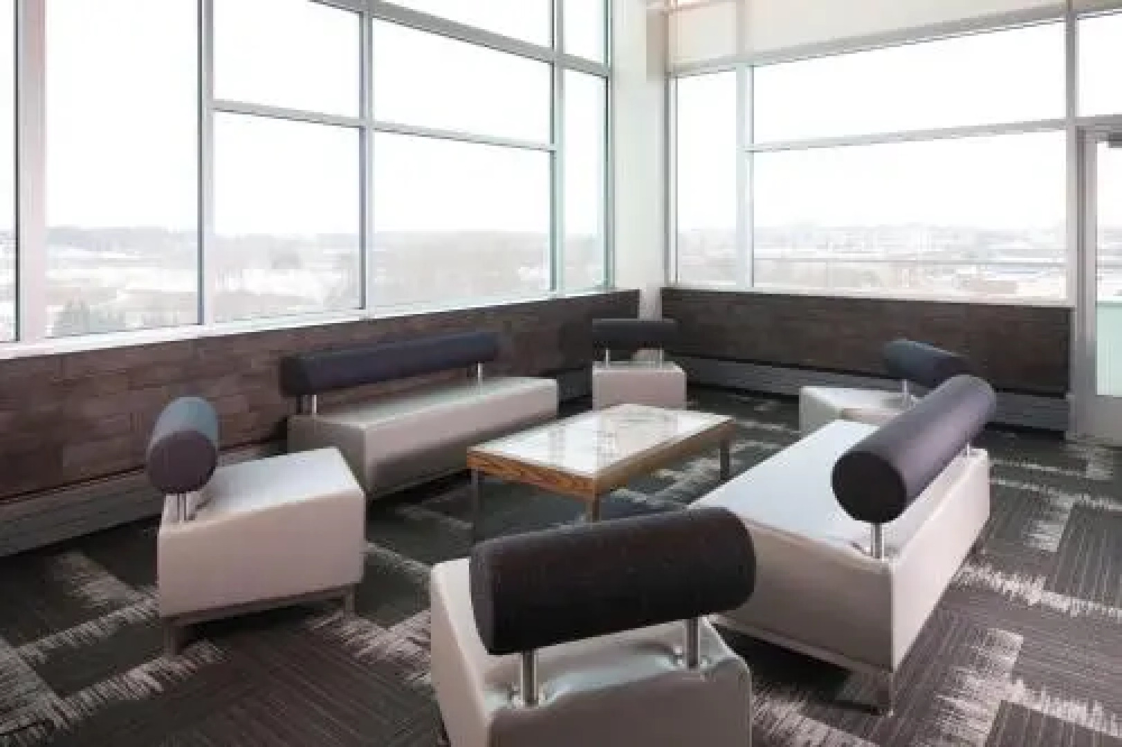 Tulyp, Tapestry Collection by Hilton