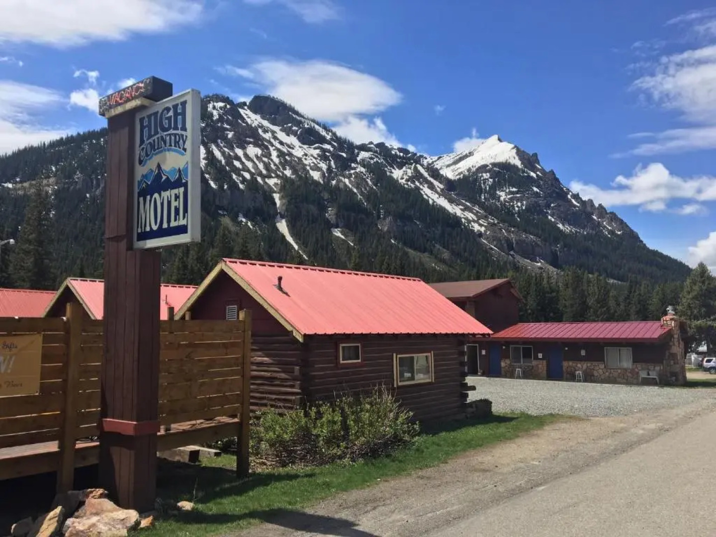 High Country Motel and Cabins