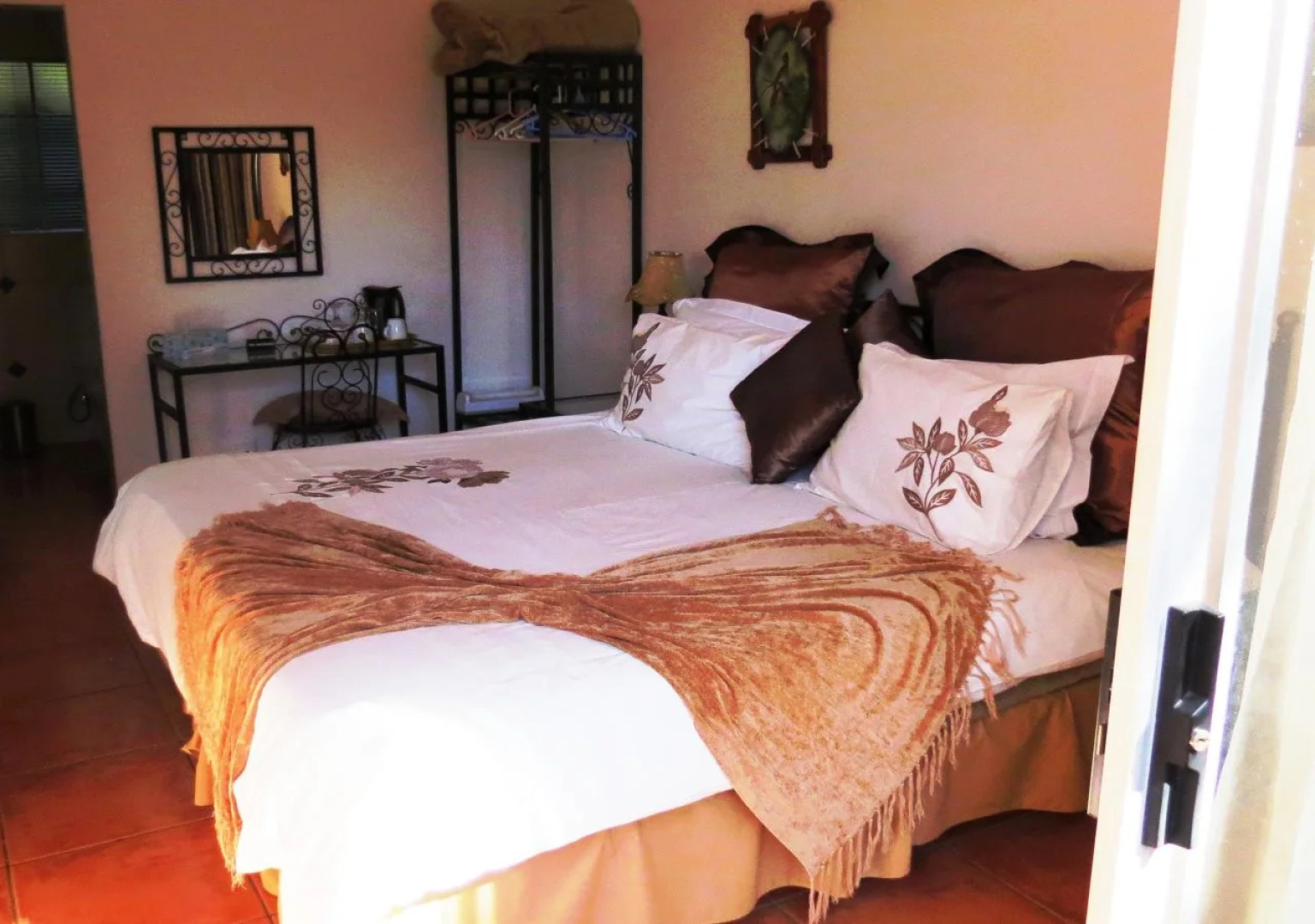 Birdsong Guest House