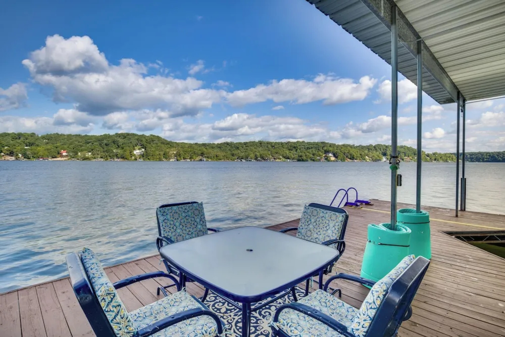 Lake View Cottage: Lake Ozarks Getaway