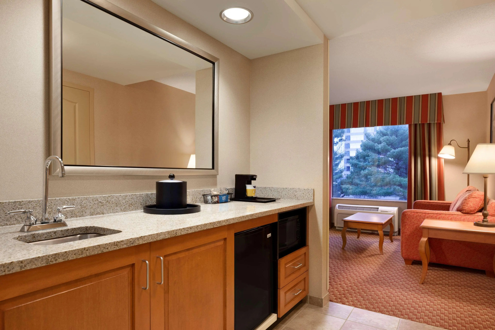 Hampton Inn & Suites Hartford/East Hartford