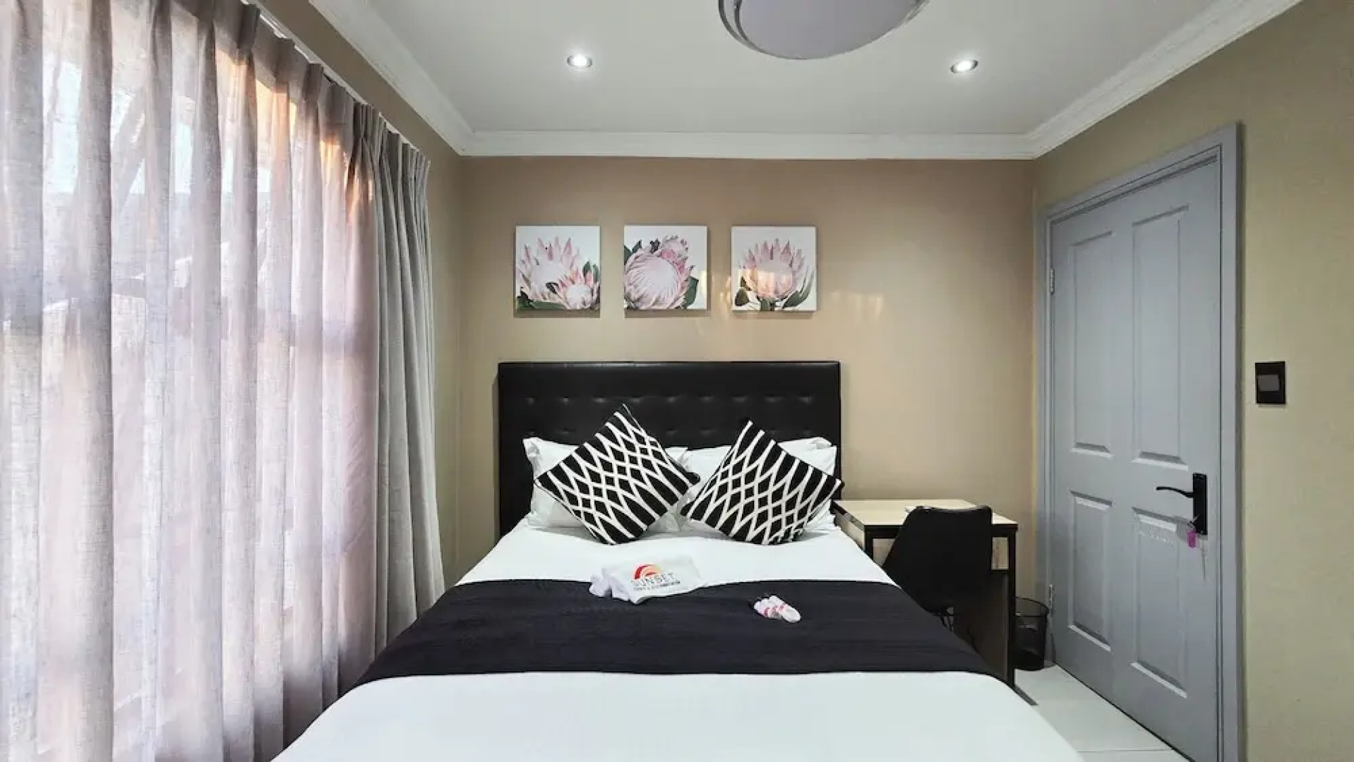 Sunset Events & Accommodation