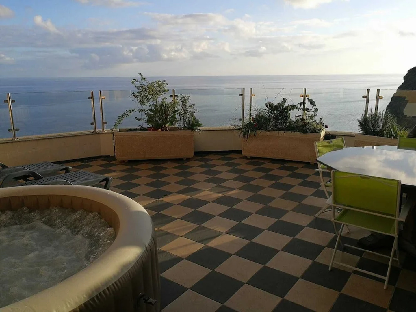 Castelo Austria - Top Floor Studio