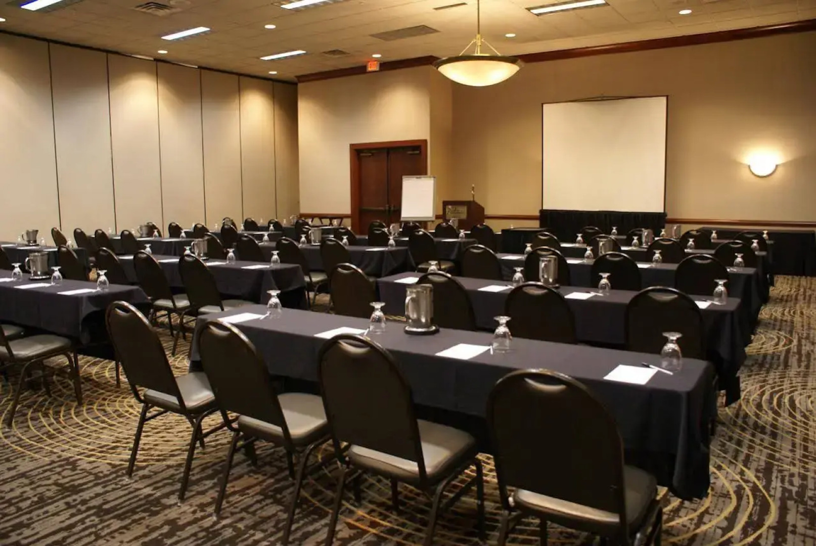 DoubleTree by Hilton Lansing