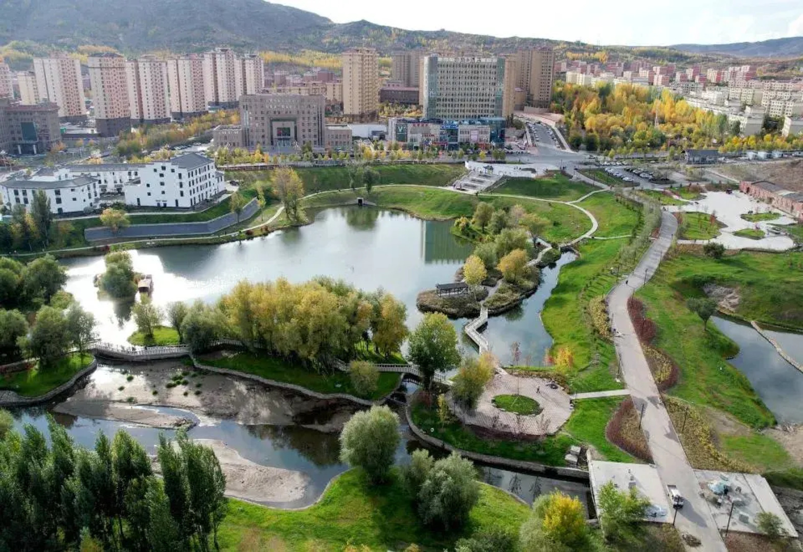 Sunshine Hotel 1st Road (Altay Emerald Bay)