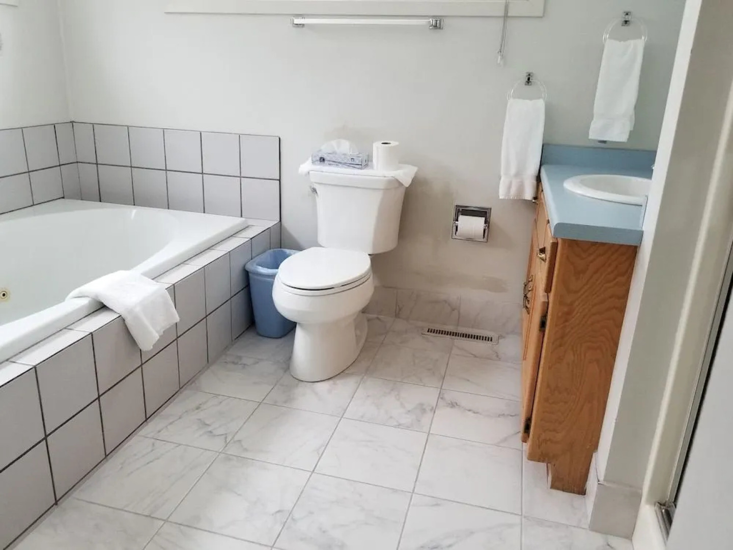 AppleCreek Resort - Hotel & Suites