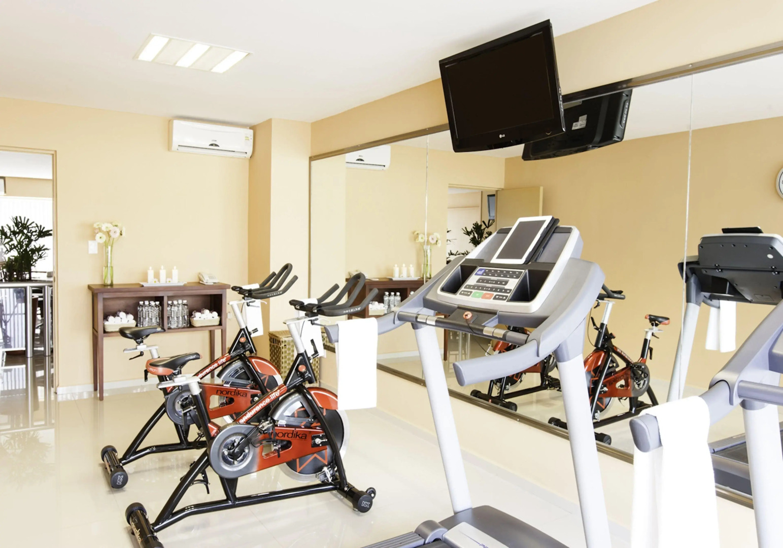 Hotel Misión Express Mérida Alta Brisa