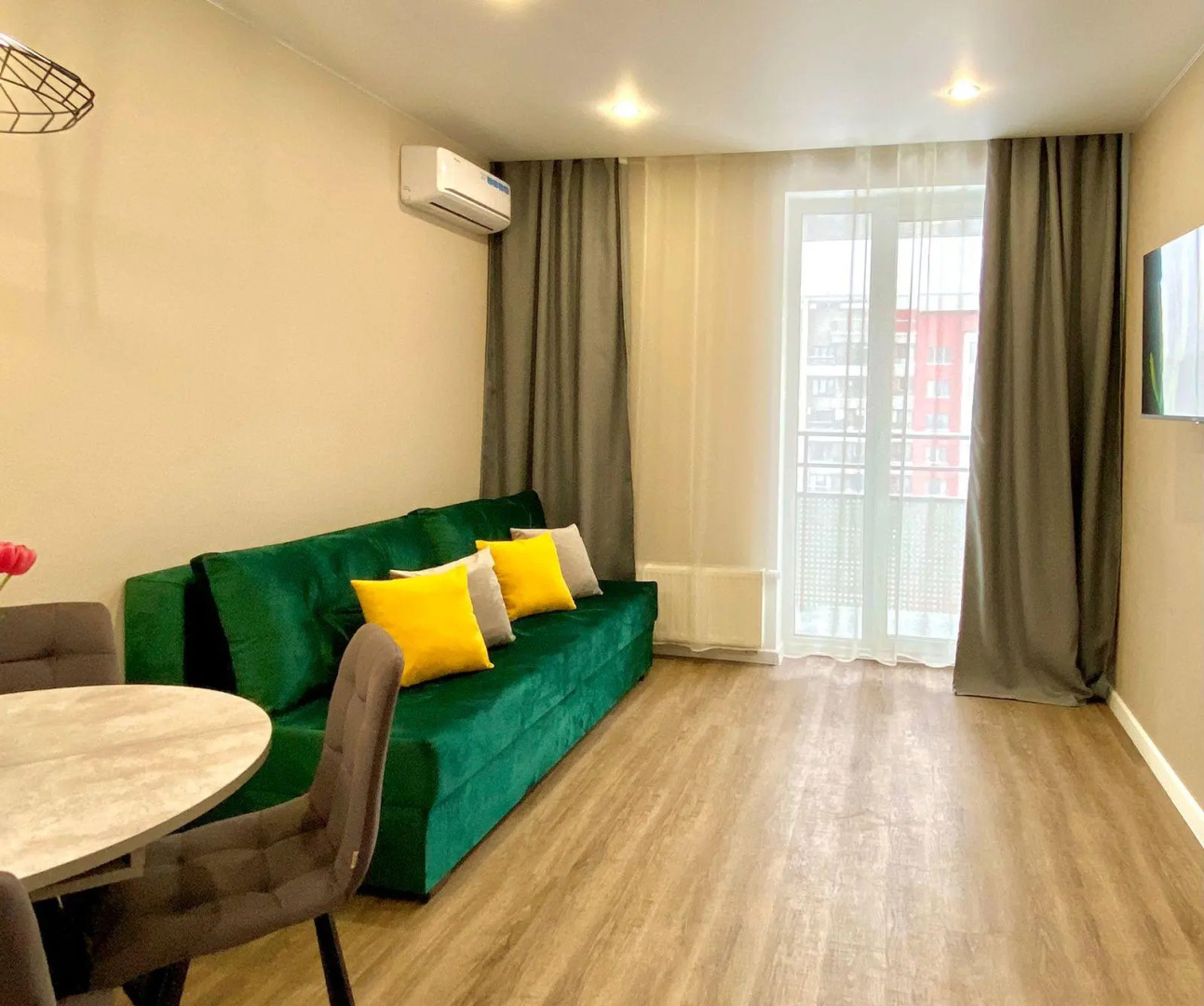 Нобель на улице Газовиков 36