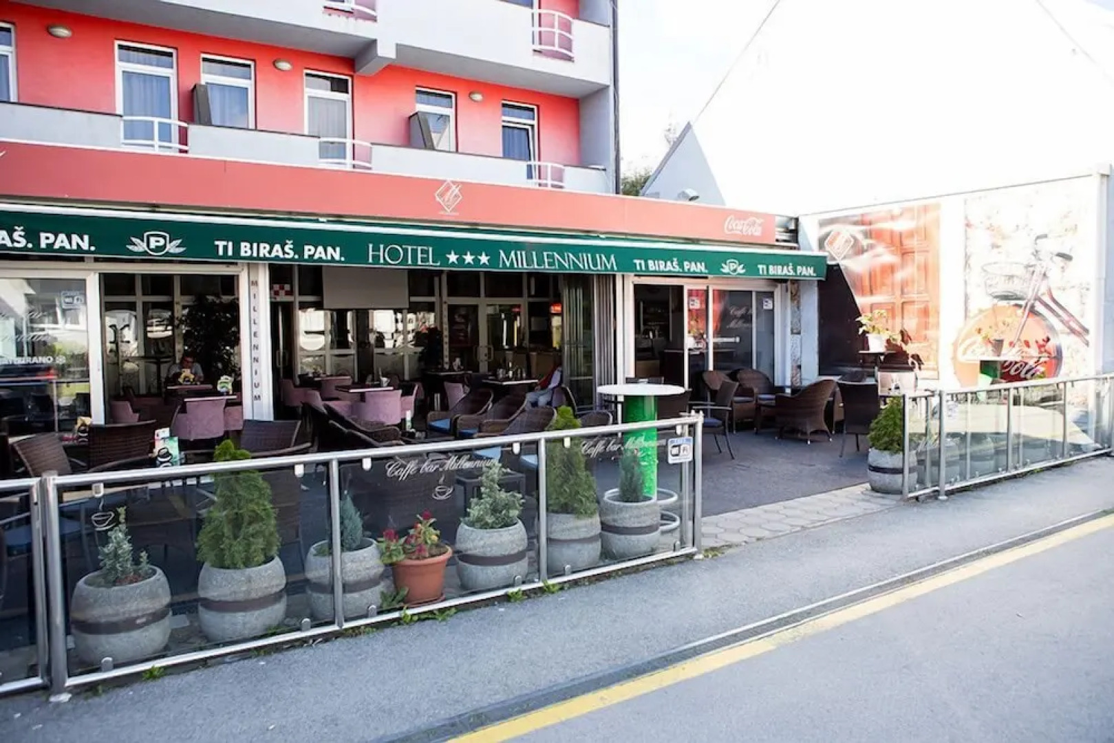 Hotel Millennium