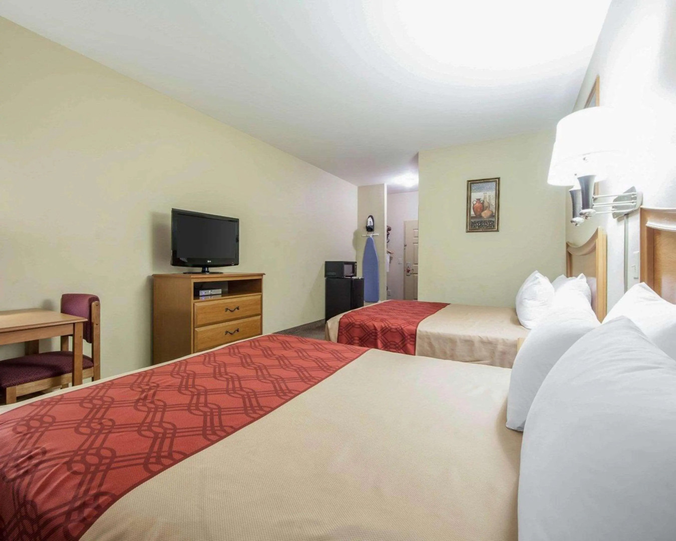 Econo Lodge Inn & Suites Rockmart