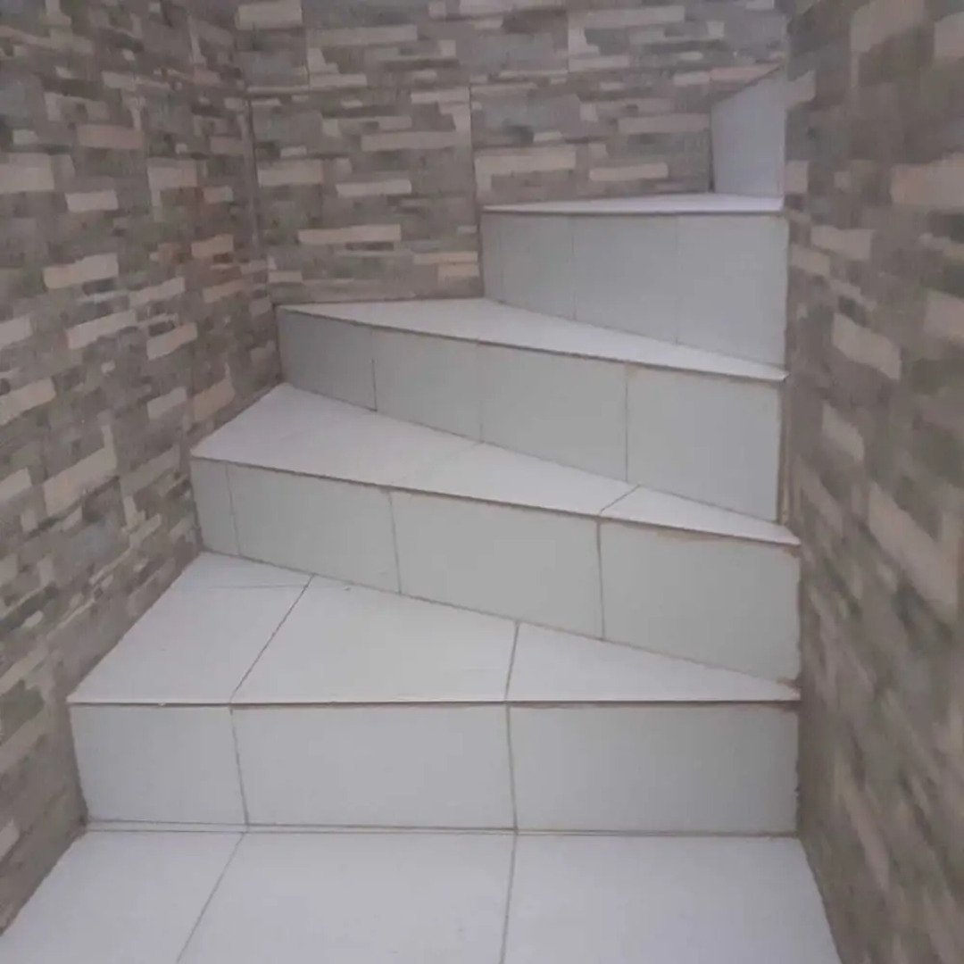 Captivating 4-bed House in Tamaris