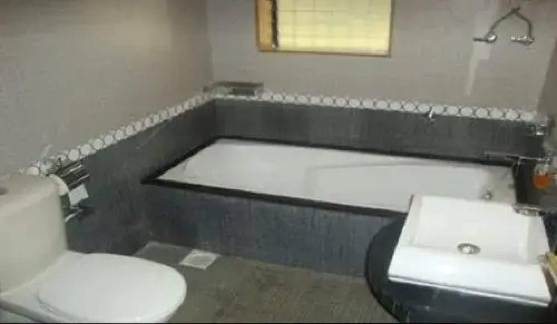 Coast Ecotel Luxury Resort