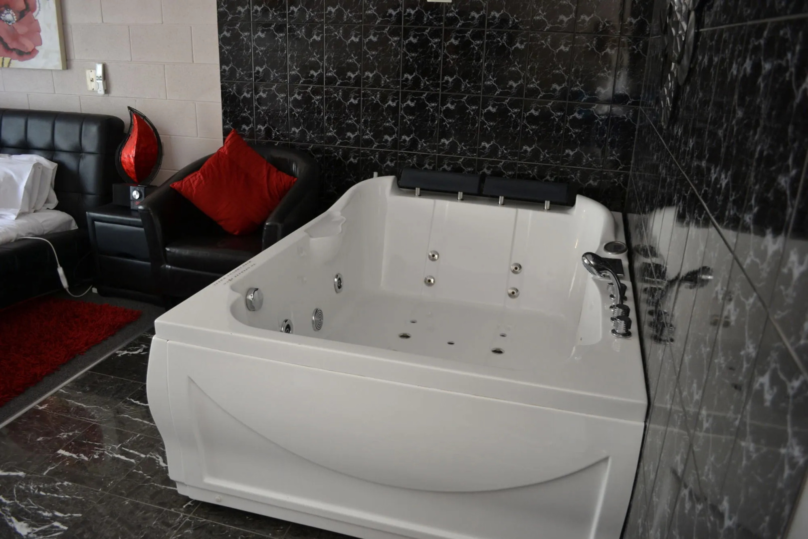 The Grampians Motel & The Views Restaurant