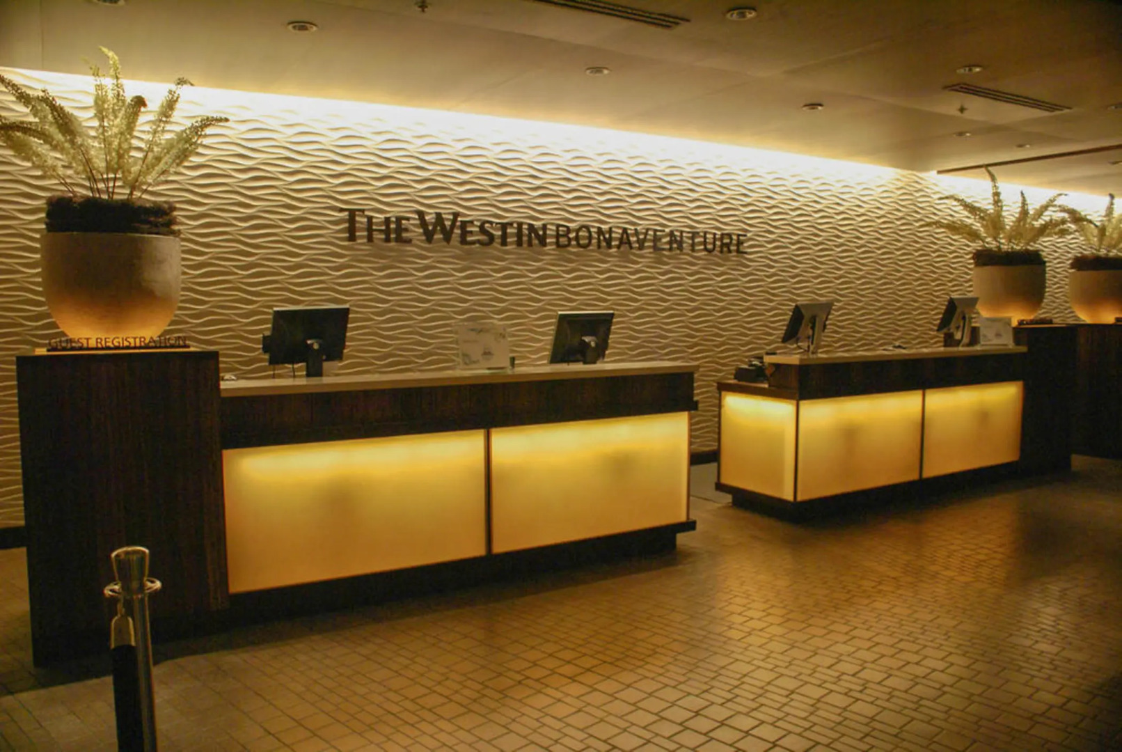 The Westin Bonaventure Hotel and Suites, Los Angeles