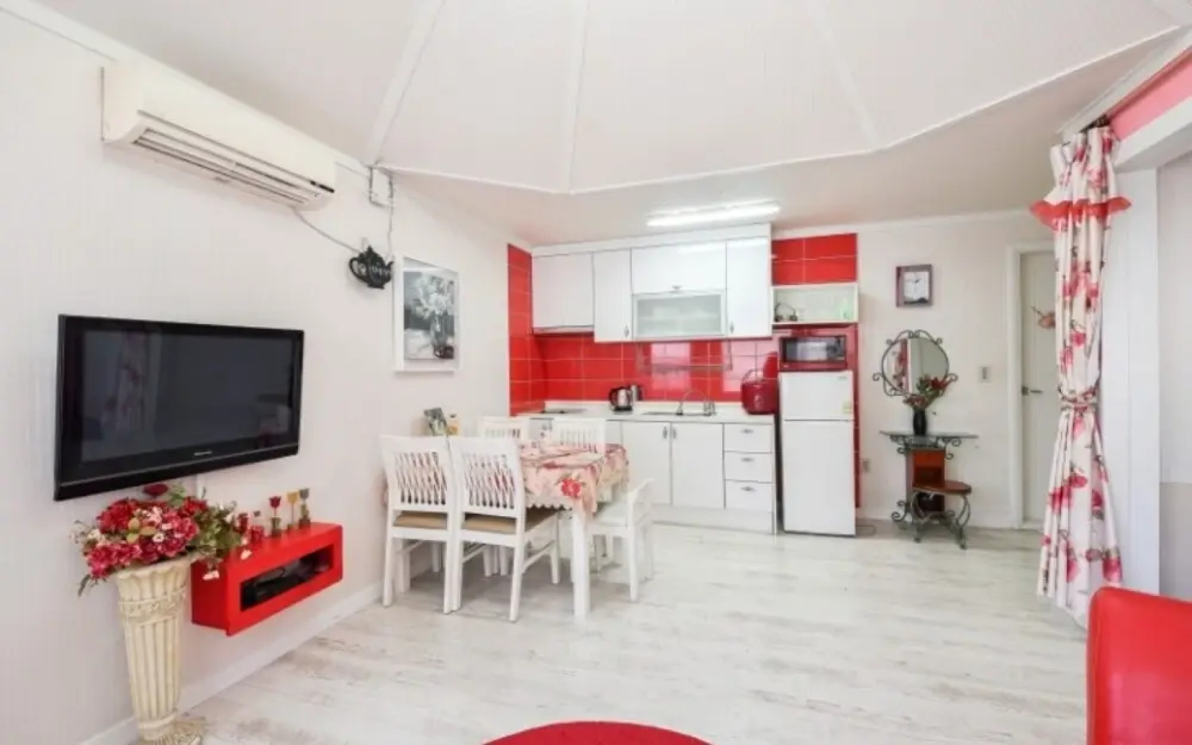 Yangpyeong Cezanne Gallery Pension