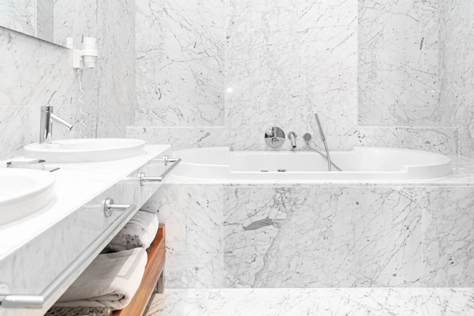 Tomtom Suites - Special Class