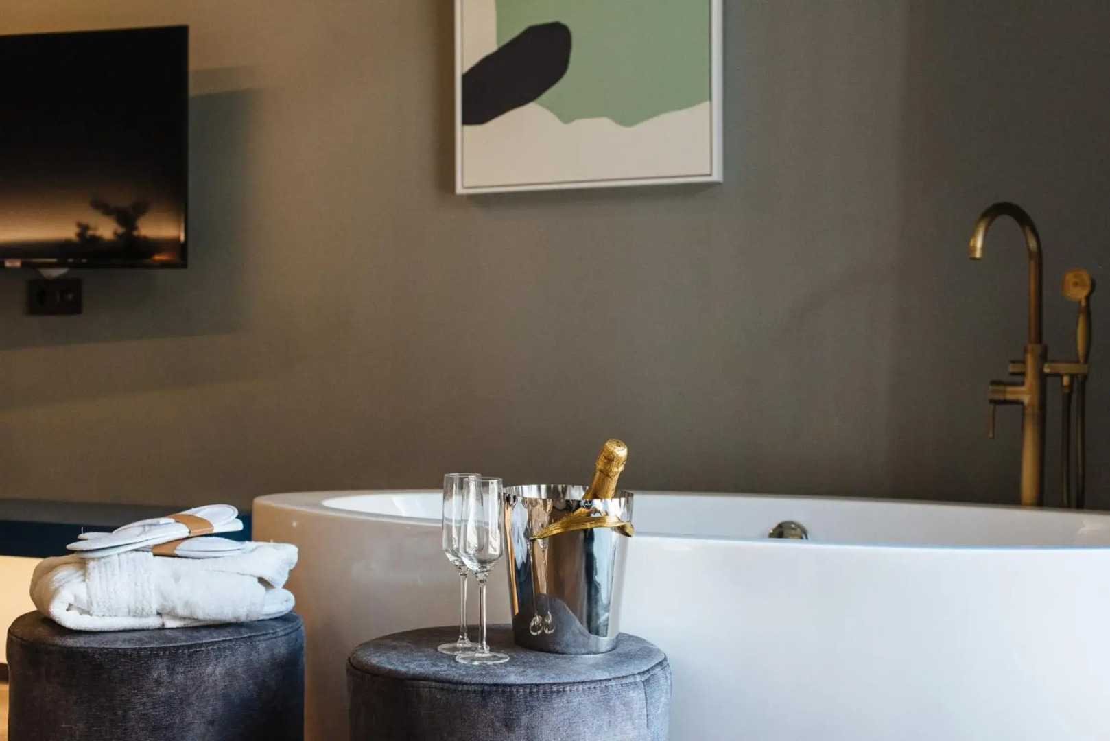 Muralla Sevilla Suites By Lola