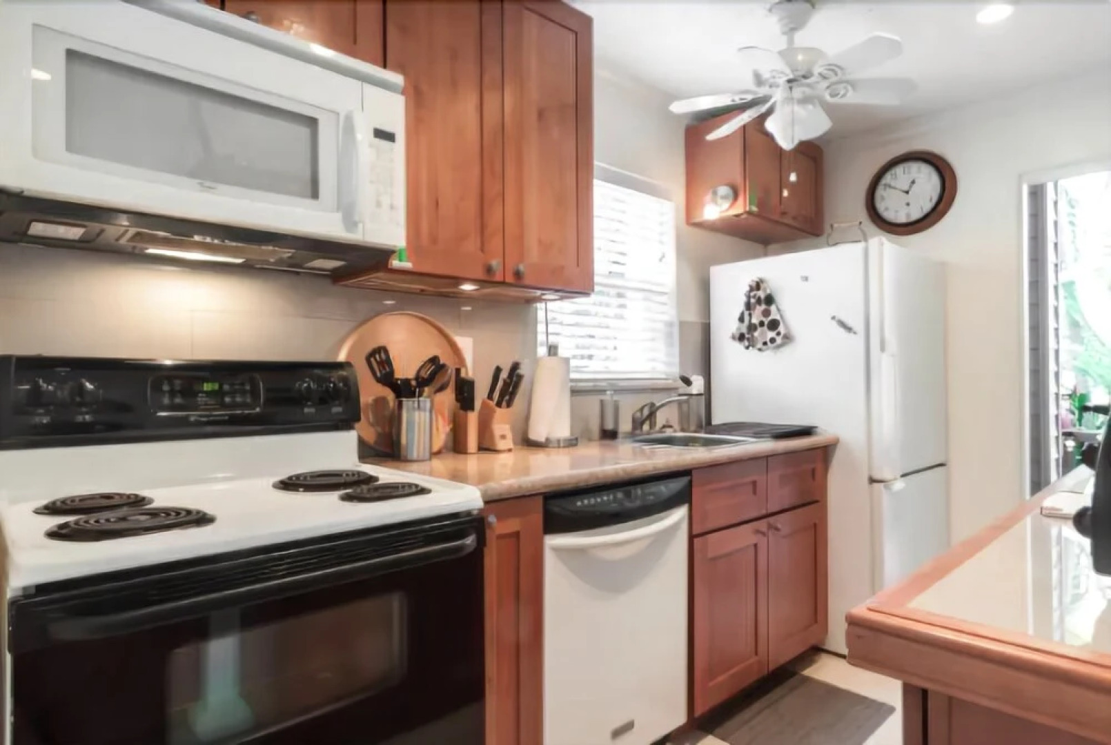 Saratoga Frank`s Key West Experience