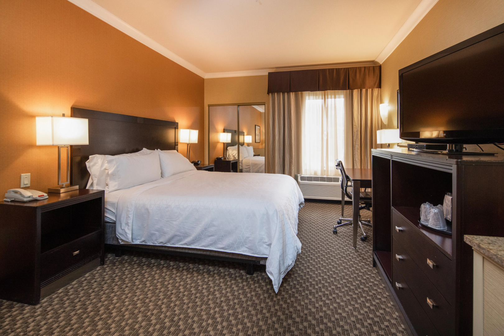 Holiday Inn Express Castro Valley - I-580 by IHG