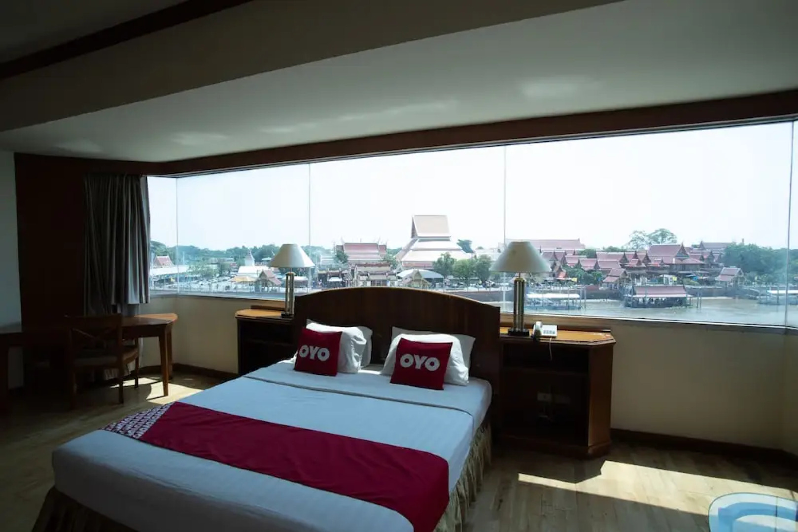 Ayutthaya River View Hotel