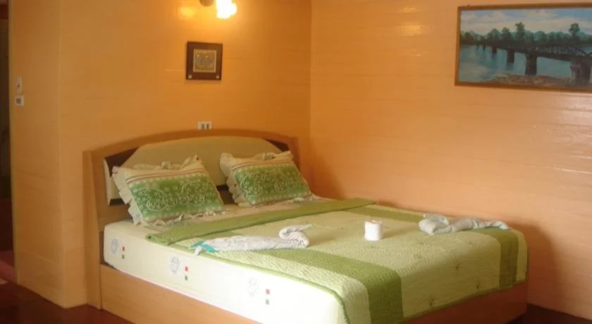 Sams River Rafthouse