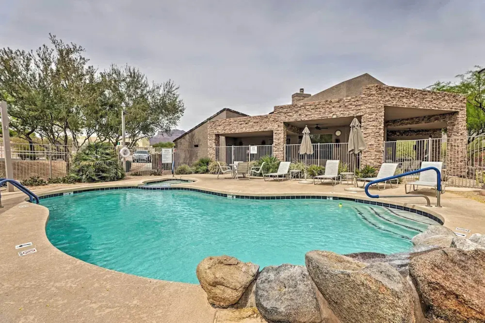 Golf Course View & Pool Access: Gold Canyon Gem