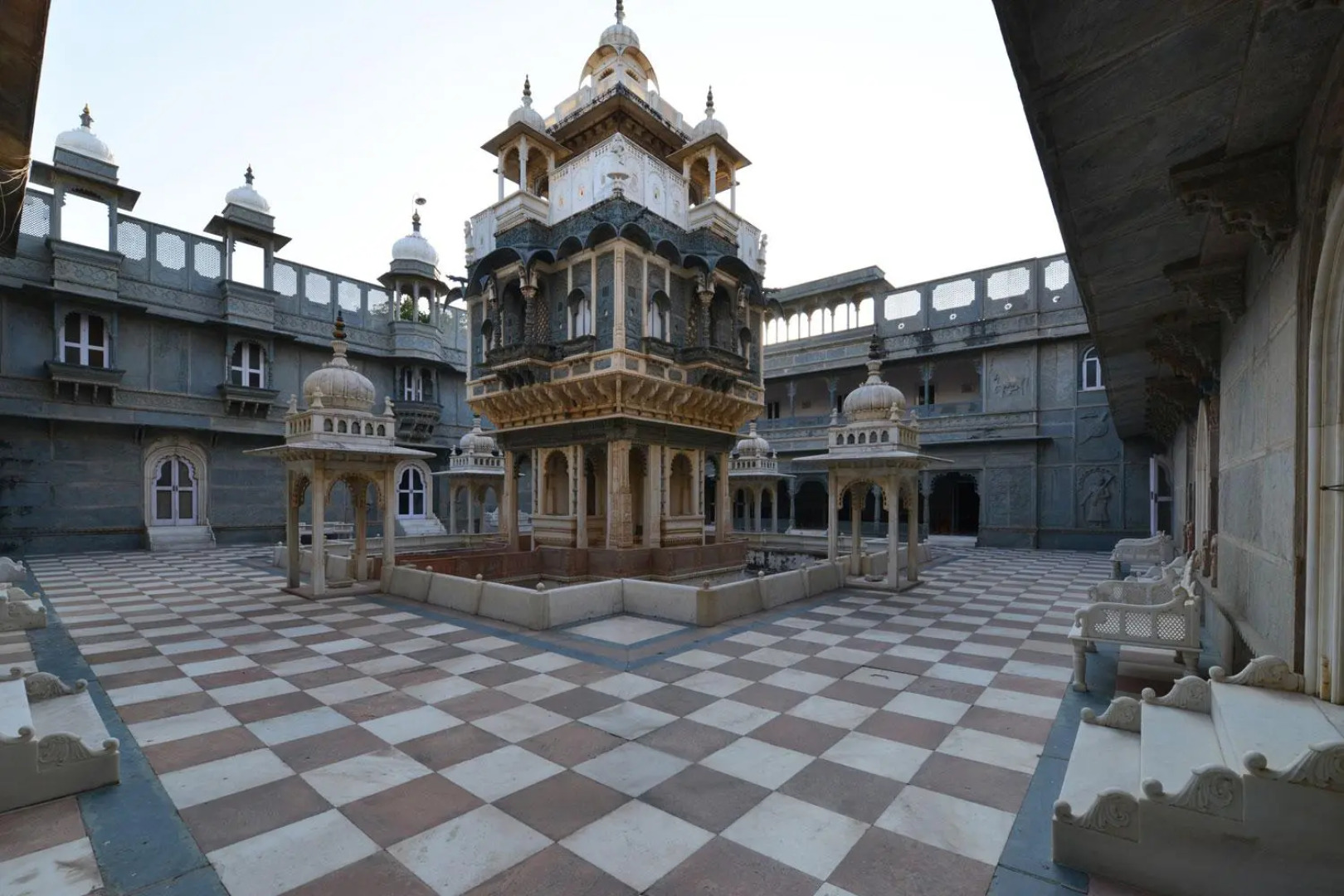 Hotel Udai Bilas Palace-Dungarpur