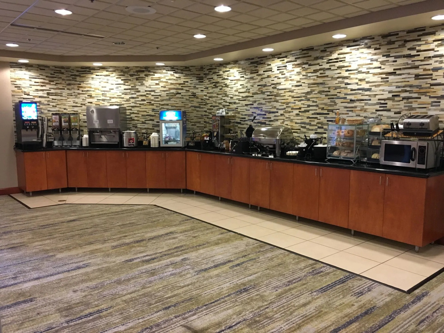 Coon Rapids North Metro Hotel to Norwood Inn & Suites