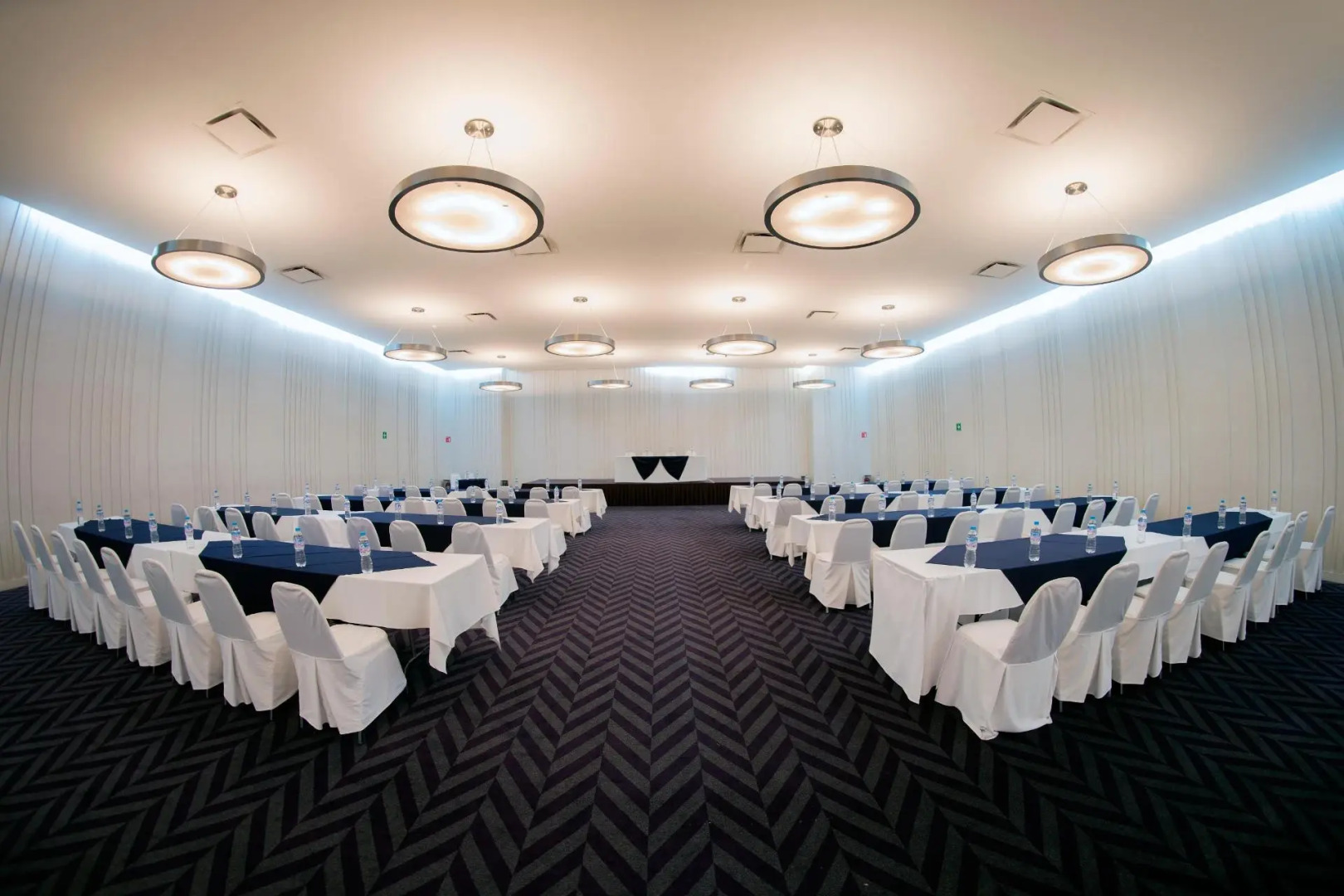 Hotel El Ejecutivo by Reforma Avenue