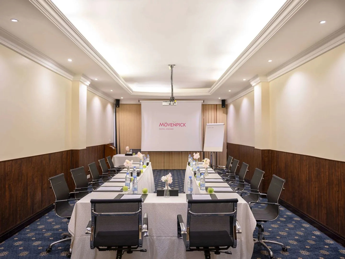 Отель Move Inn Jeddah