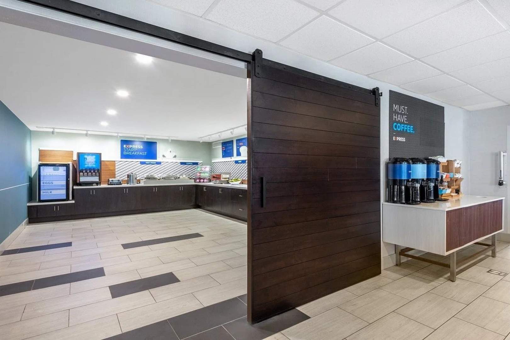 Holiday Inn Express & Suites Wheat Ridge-Denver West by IHG