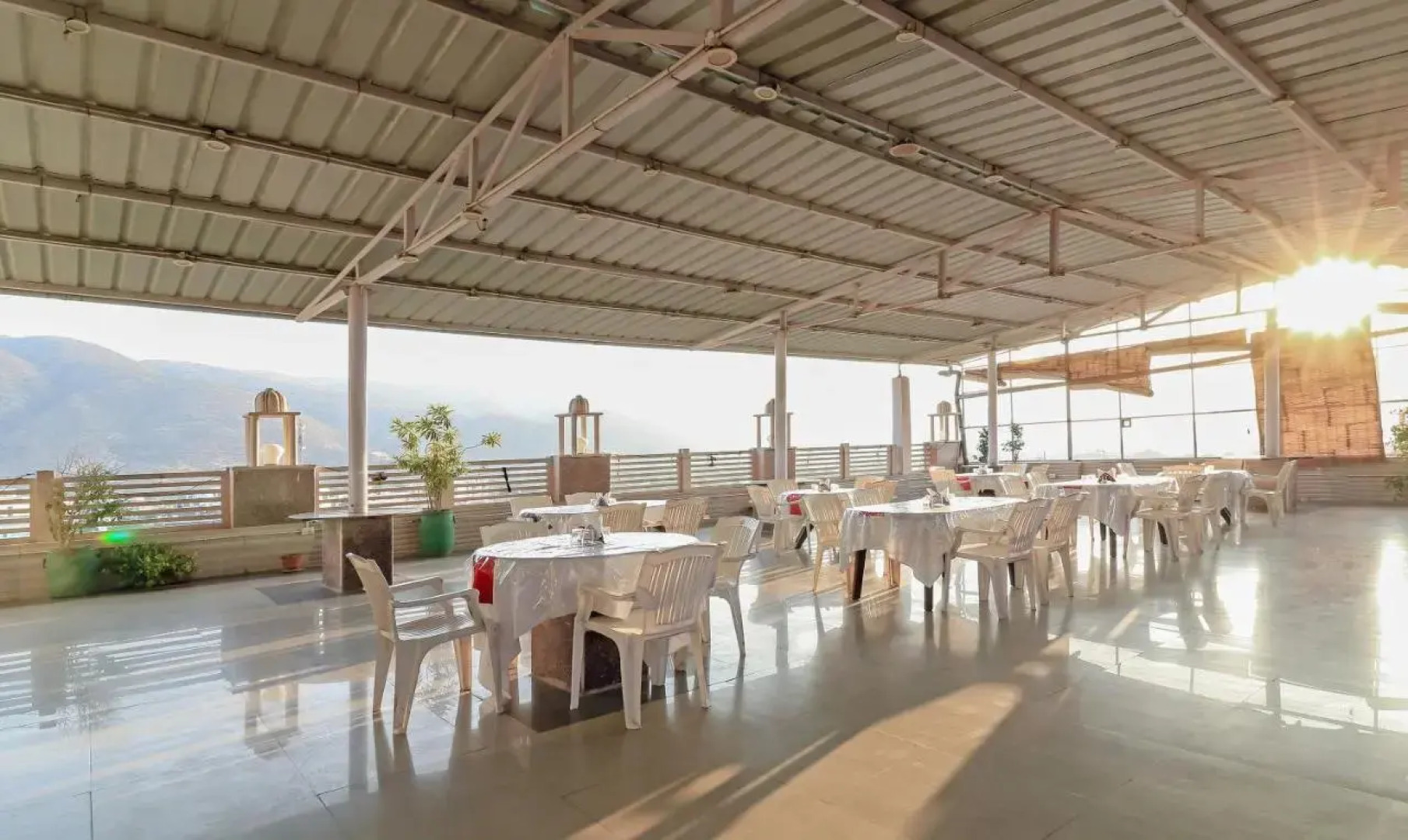 Treebo Trend Raj Garden