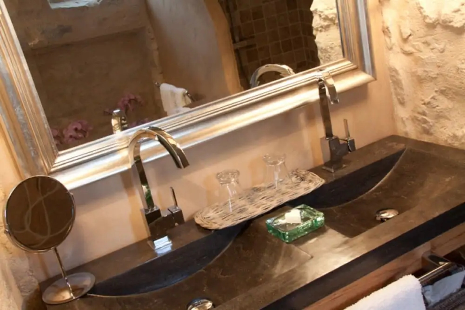 Maison d'hôtes La Cour des Lauriers