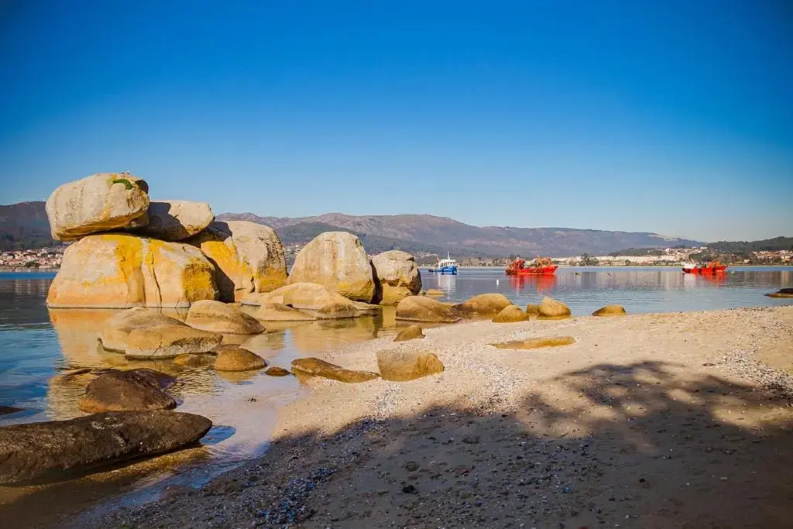 Casa Brétema en 1ª línea de playa