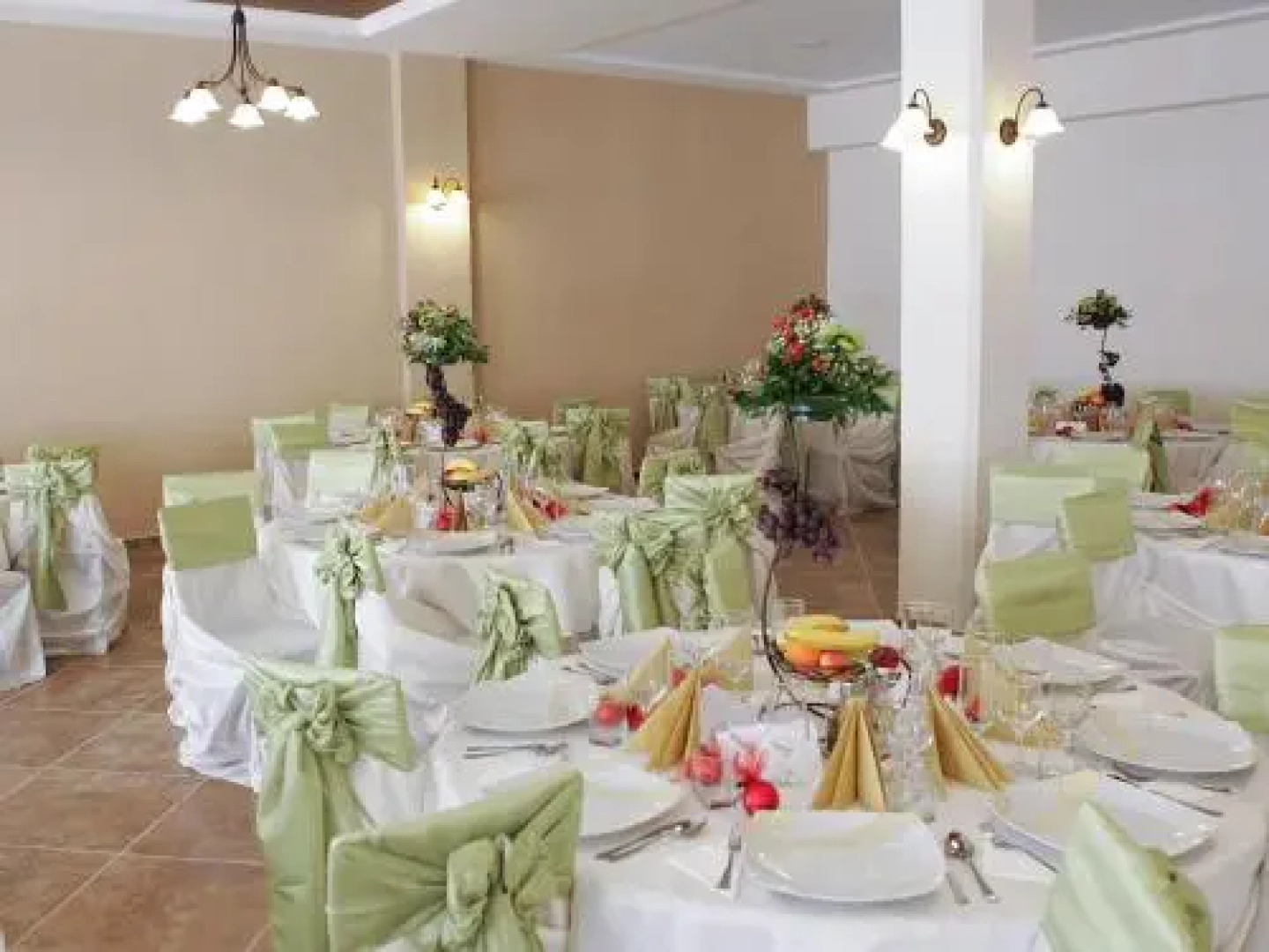 Hotel Dusan si Fiul Resita Nord