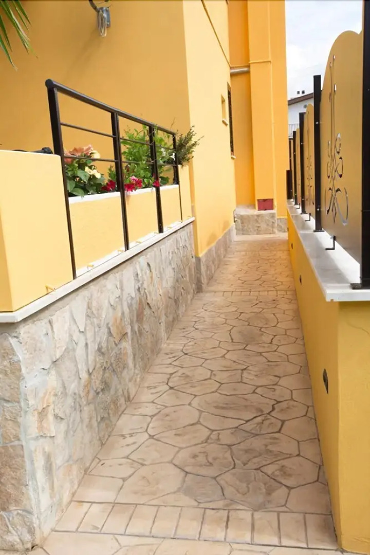 4 Rent Di Ciaffone Tamara