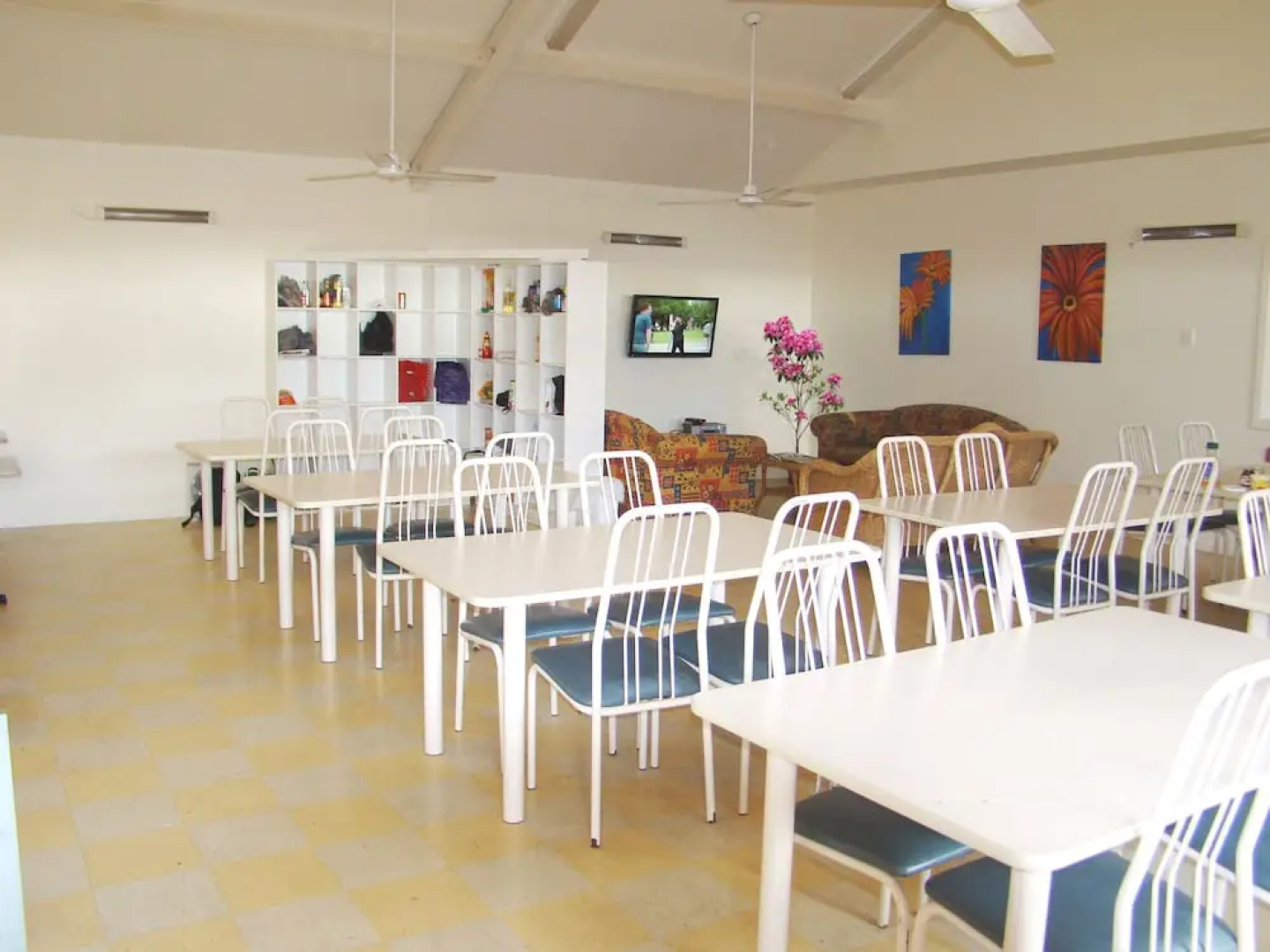 Dunsborough Inn Backpackers