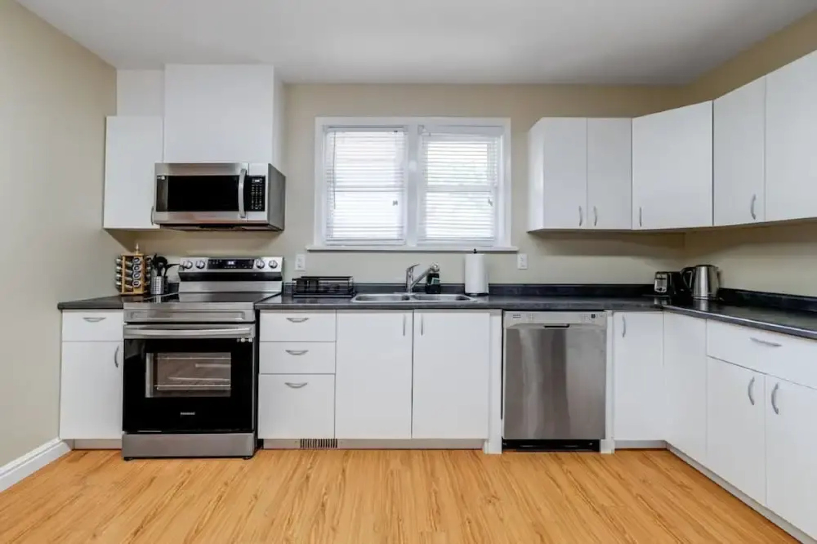 Charming 3BR Home in Quiet Kitchener Neighborhood