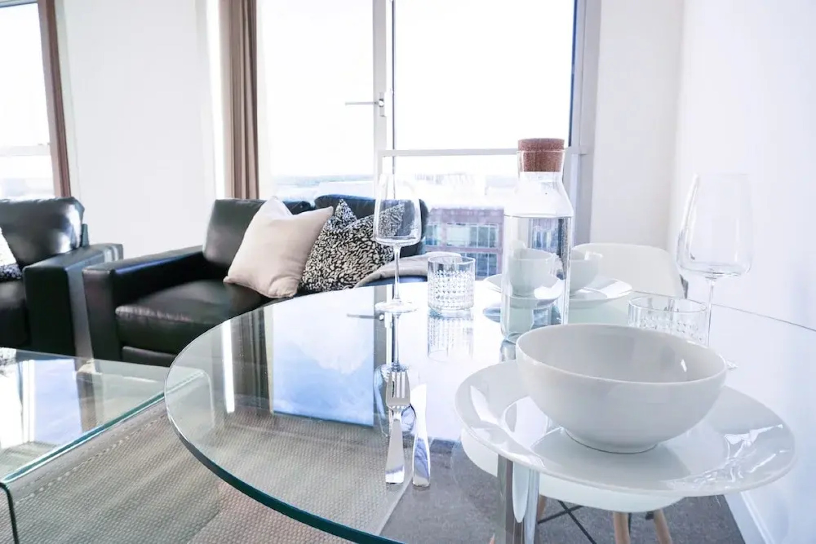 City Centre Apartment - Free Parking, Wifi & Netflix