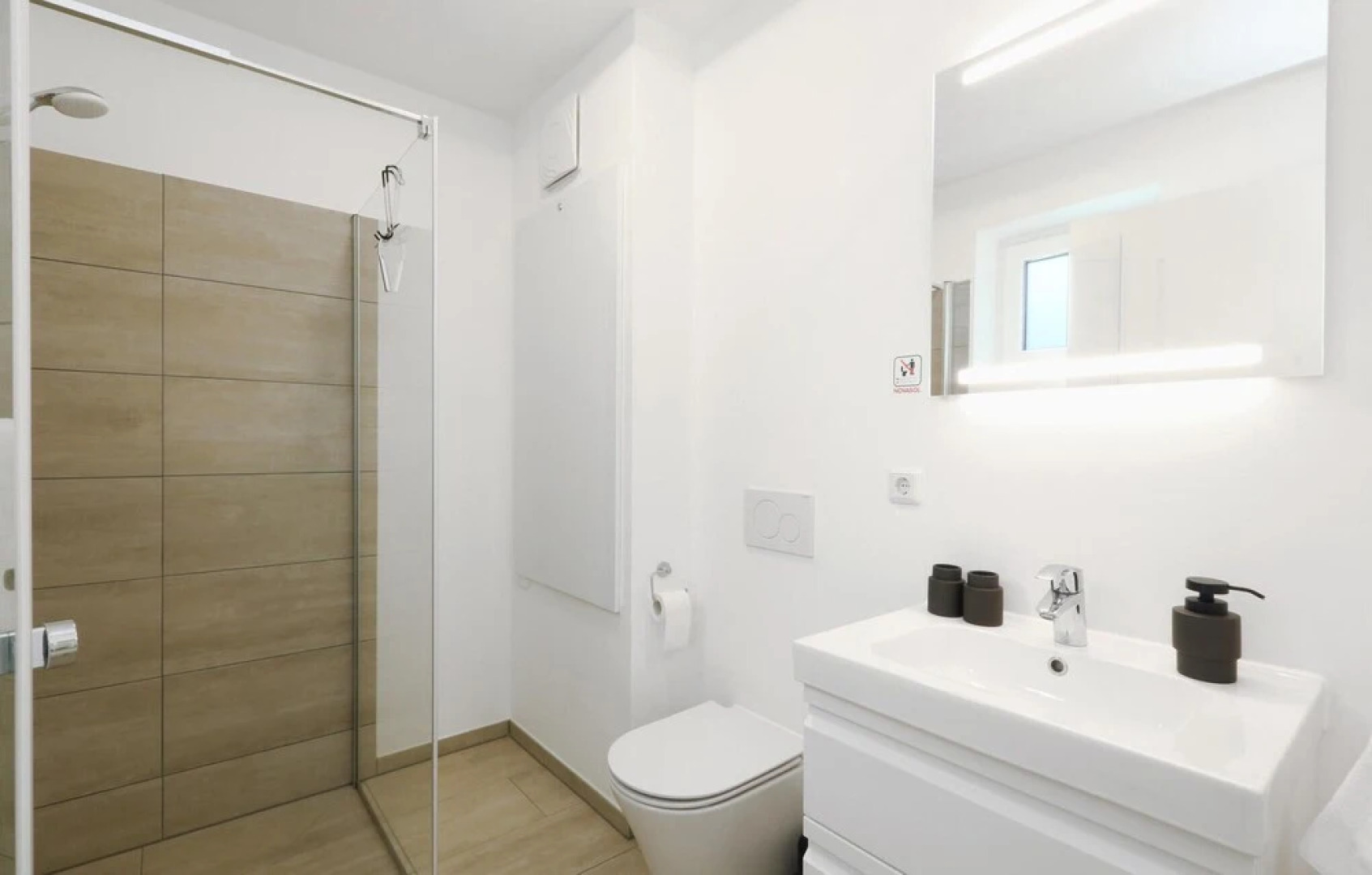 Awesome Apartment in Lembruch/dümmer See With 2 Bedrooms, Wifi and Indoor Swimming Pool