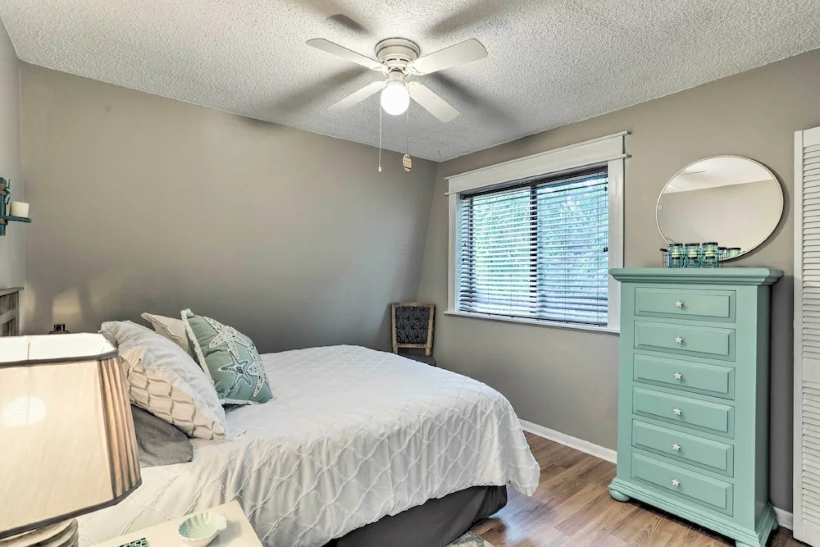 Seminole Townhome: Easy Access to Beaches!