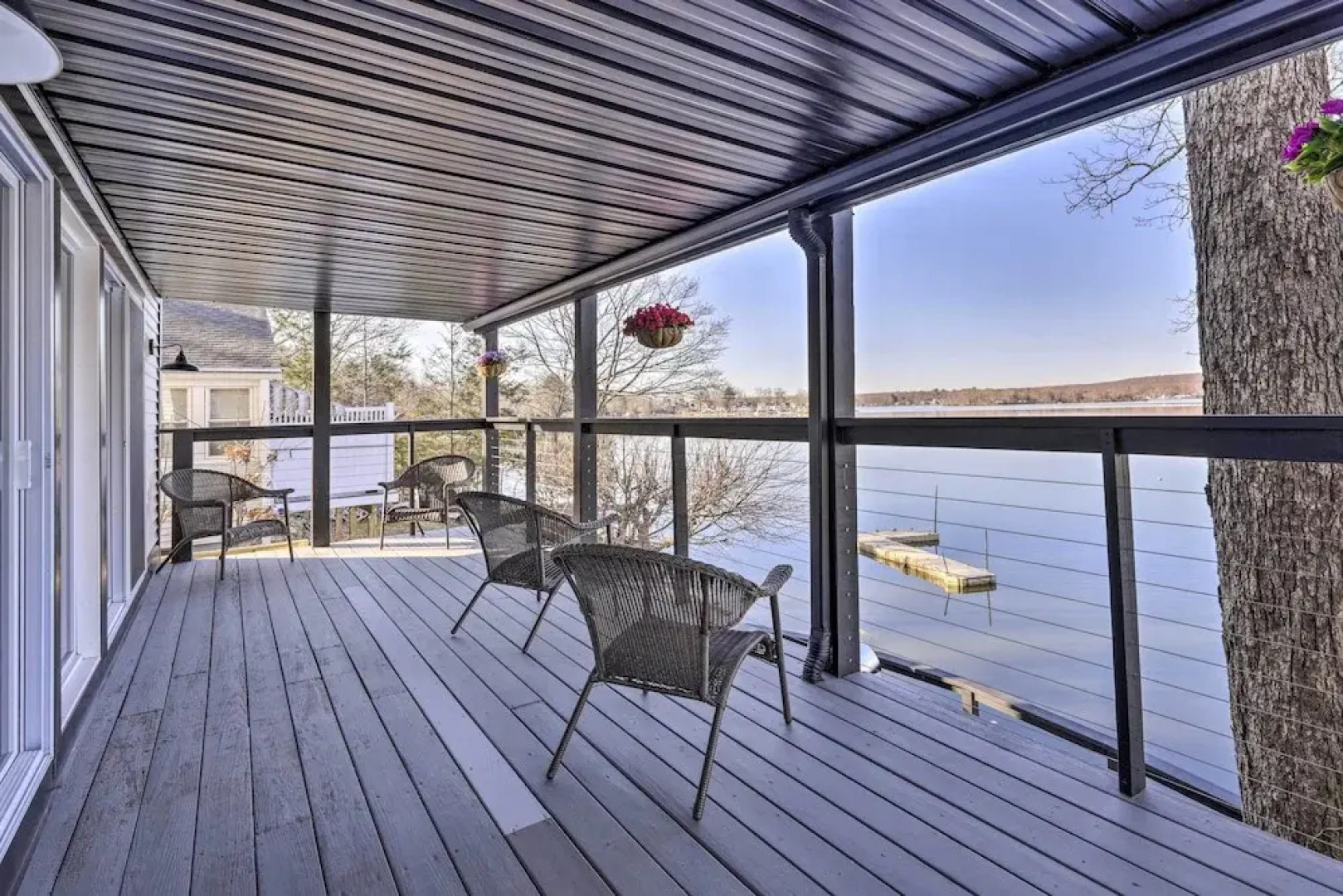 Lakefront Home: 2 Mi to Air Line State Park Trail!