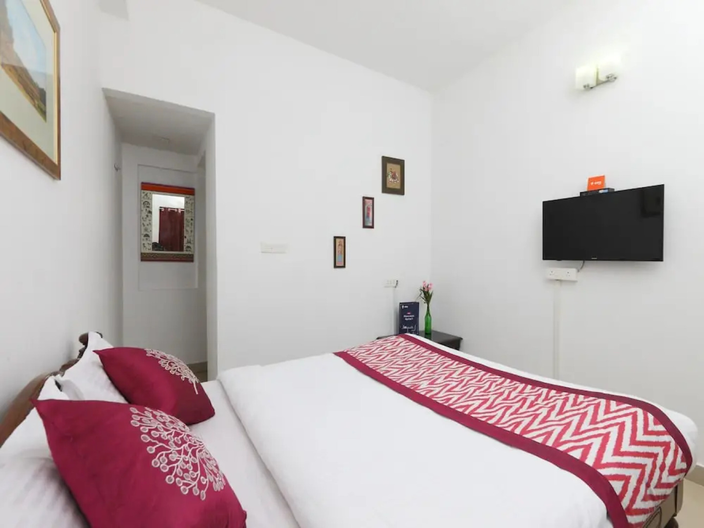 OYO 14440 Home Comfort 1BHK Near Auroville Beach