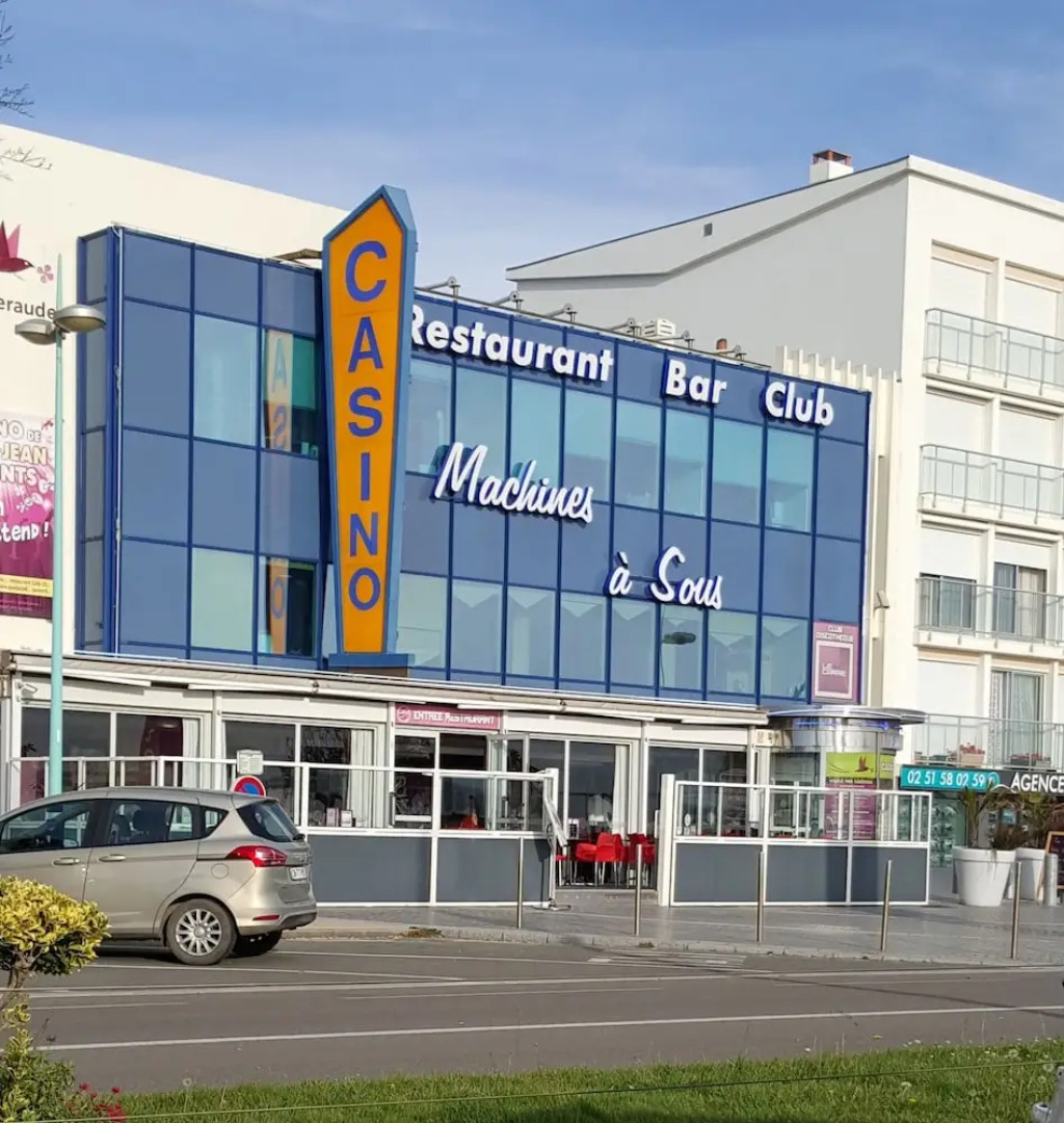 Mobil Home With 2 Bedrooms in Saint-jean-de-monts, With Pool Access an